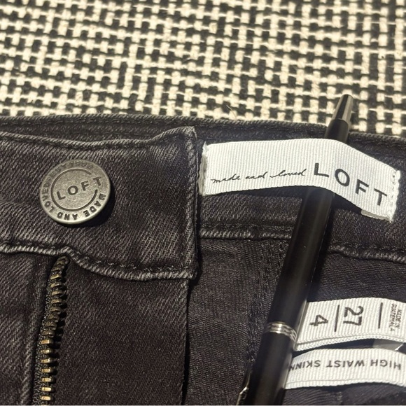 LOFT High Waist Skinny Jeans - Picture 4 of 4